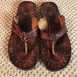 Beautiful and unique leather flip flops
